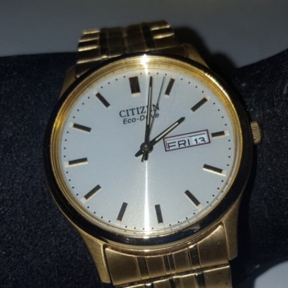 Citizen Eco-Drive Watch For Men - Picture 1 of 4